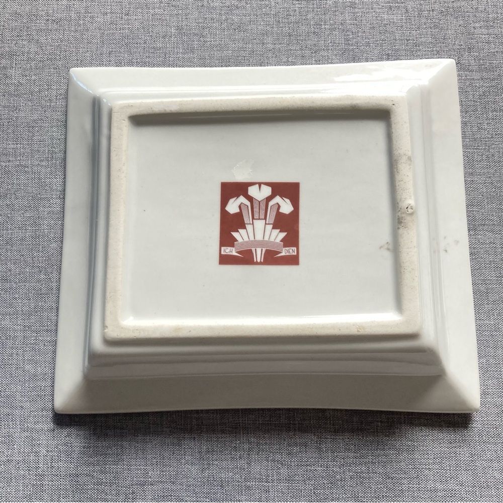 Arc de Triomphe Change Tray in Porcelain Hand Painted Imported from France - Picture 6 of 8